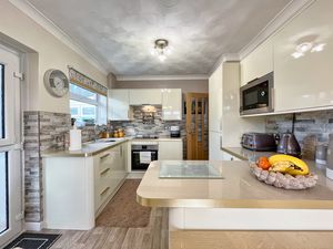 Photo 15- click for photo gallery